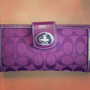 Coach wallet. Amazing condition
